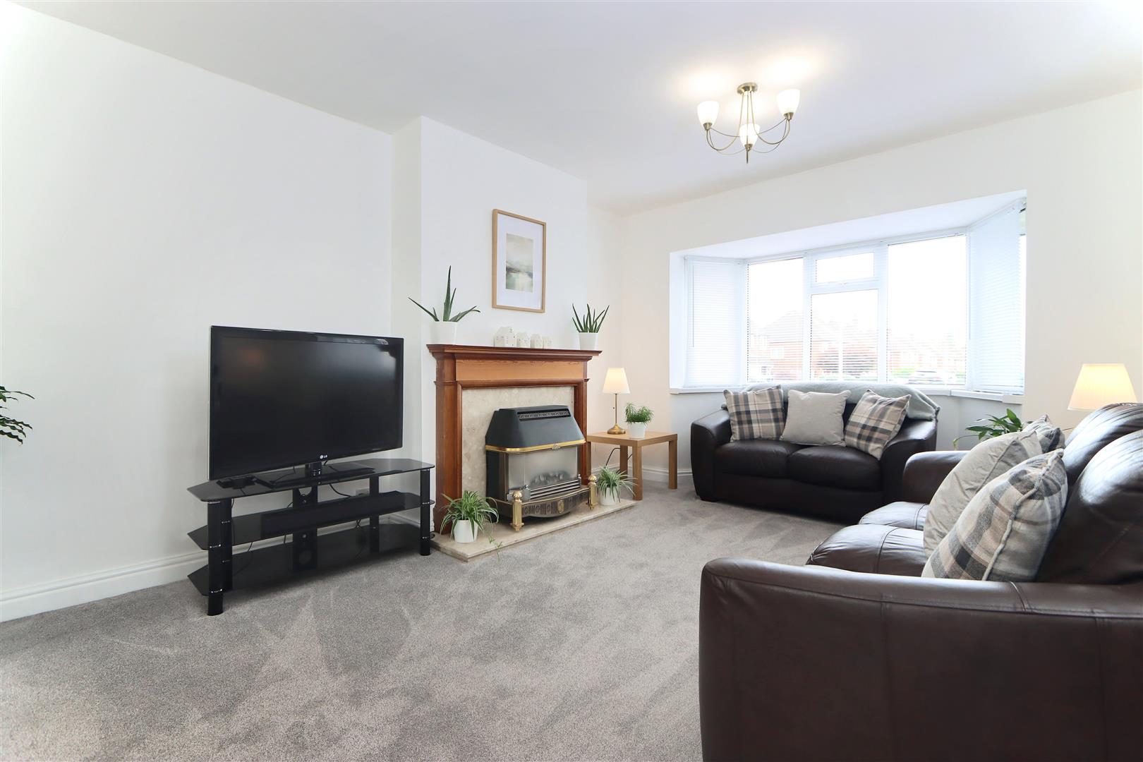4 bed property in Rosemary Road, Kidderminster